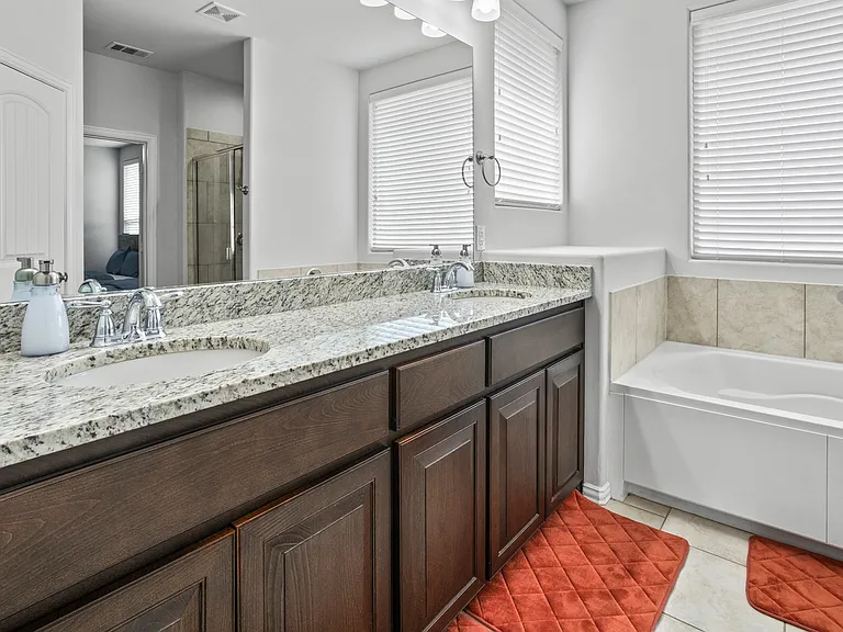 2313 Ridgeway Rd — Photo 14