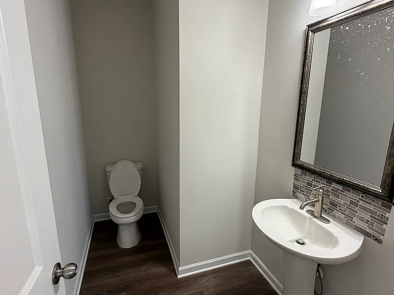 4180 Essex Pond Way — Photo 24