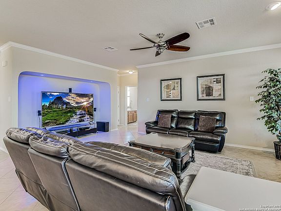 4th image of 5802 ONYX WAY
