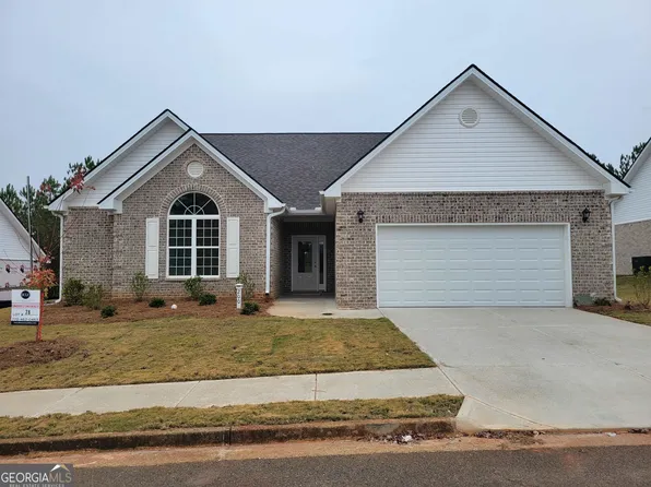 900 Park Place St #126, Social Circle, GA 30025
