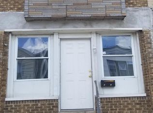 6526 Regent St, Philadelphia, PA 19142