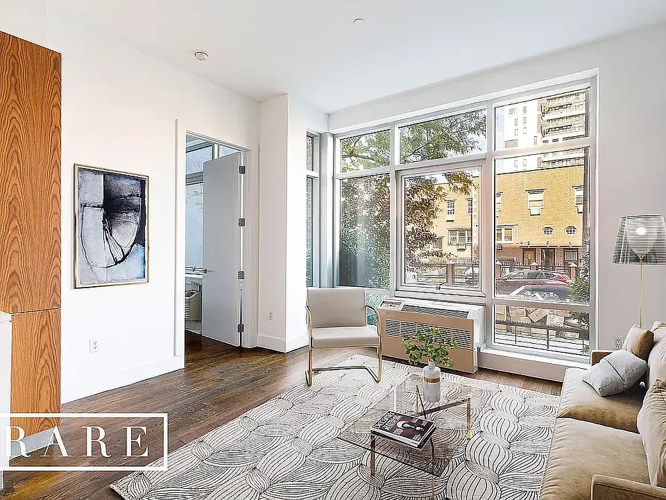 70-74 S 4th St #1B