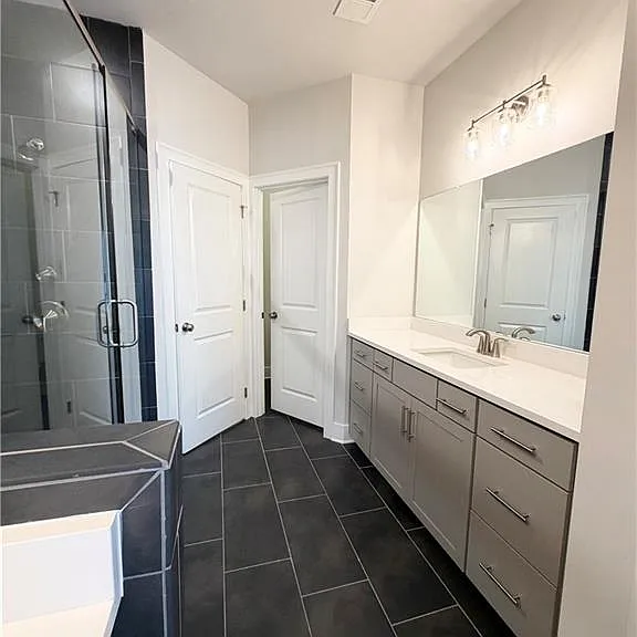 1037 Burnside Pl NW — Photo 17