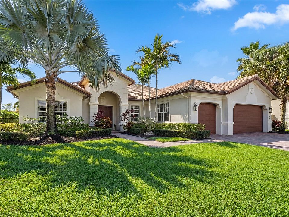 1st image of 108 Casa Circle