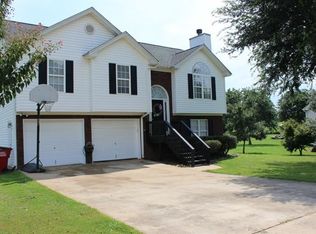 63 Savannah Ln, Jefferson, GA 30549
