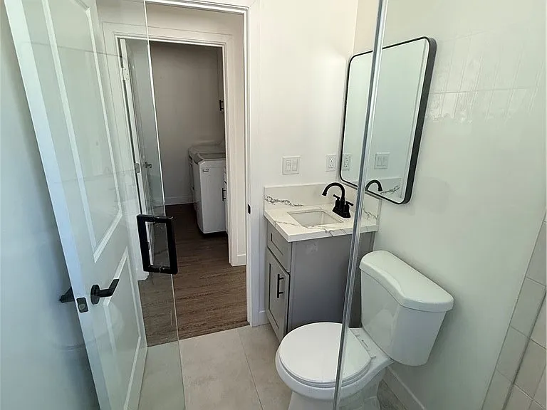 1664 Glen Ave — Photo 22