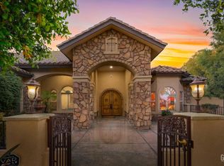 15128 Championship Way, Bakersfield, CA 93314