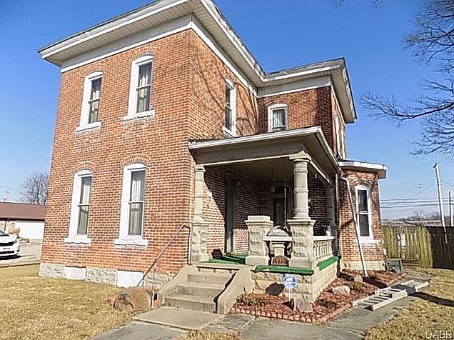 1st image of 513 N Main St