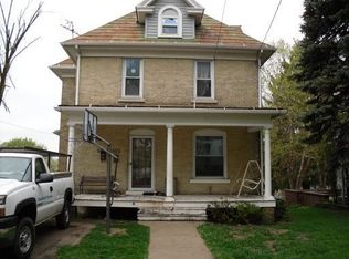 223 N Center Ave, Jefferson, WI 53549