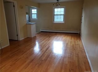 34 Arrowhead Way #7, Woodbury, CT 06798
