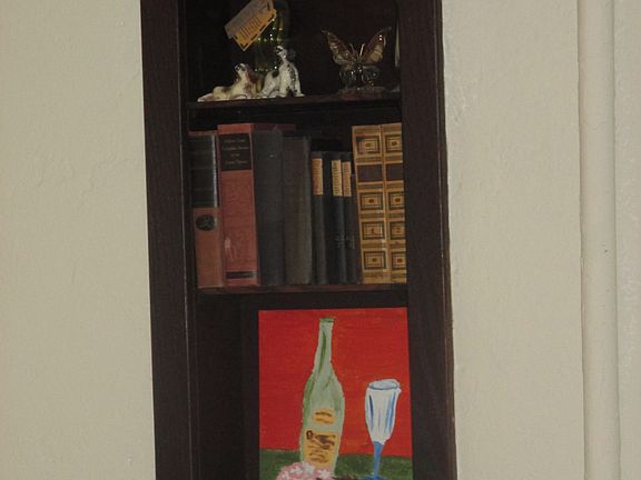 tiny, blt-in Crftsmn shelves