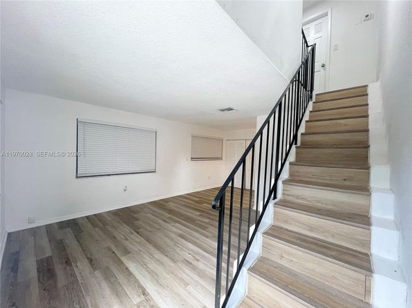 65 NE 59th St APT 2