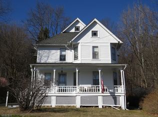 48 Schooleys Mountain Rd, Long Valley, NJ 07853