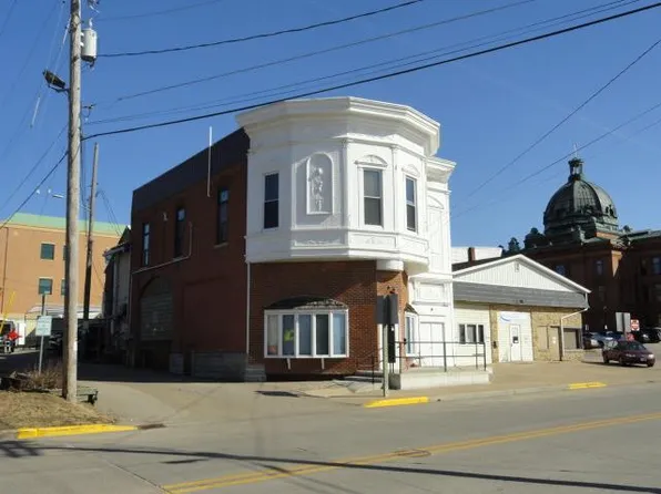 217 West Cherry St, Lancaster, WI 53813