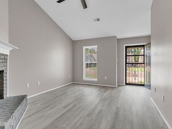 4th image of 7588 Lilly Dr