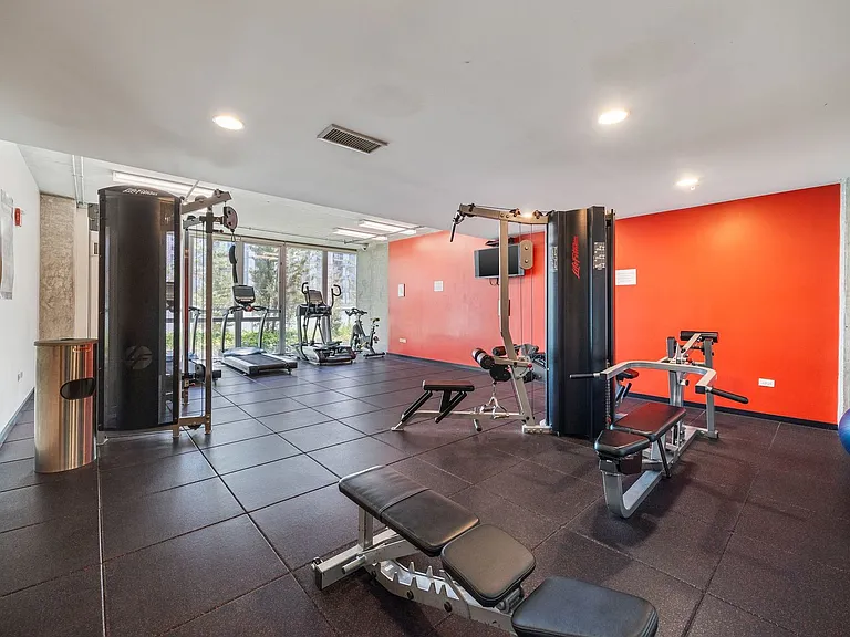 659 W Randolph St #1620 — Photo 25