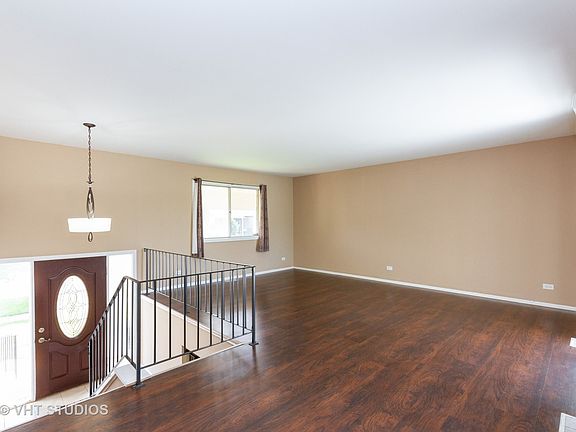 3rd image of 5910 Allemong Dr