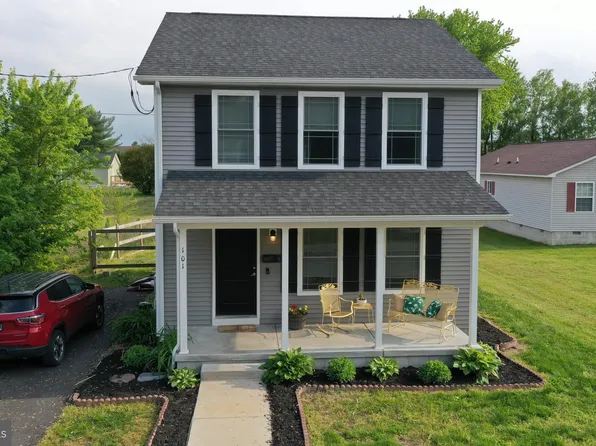 101 W Milby St, Harrington, DE 19952