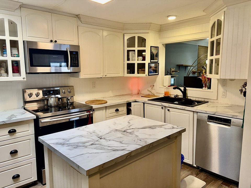 1st image of 3300 Horn St #57