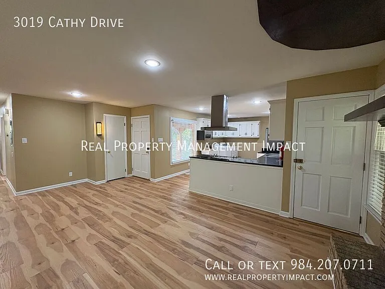 3019 Cathy Dr — Photo 33