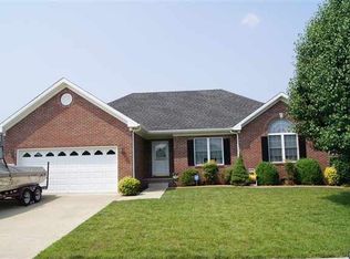 707 Chasefield Ave, Bowling Green, KY 42104