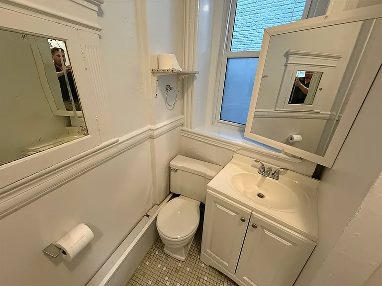 69 Park Dr #10 — Photo 7