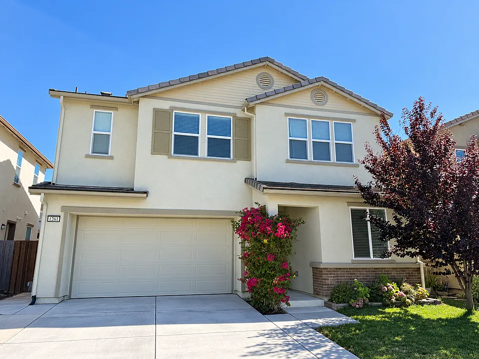 1261 Damasco Ln