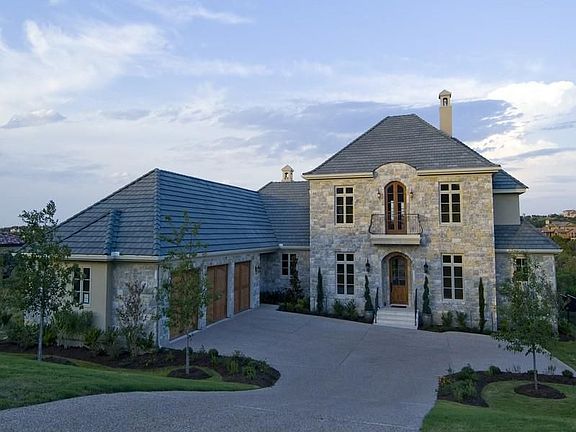 2nd image of 508 Golden Bear Dr