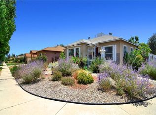 17650 Kittridge St, Van Nuys, CA 91406