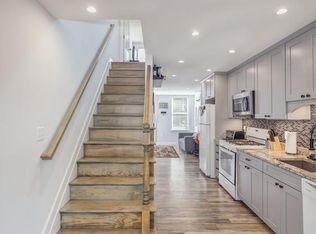 312 1/2 N Henry St, Alexandria, VA 22314