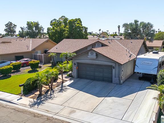 4th image of 1348 S 37th Dr