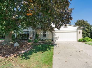3376 Innsbrook Ct, Rochester Hills, MI 48309