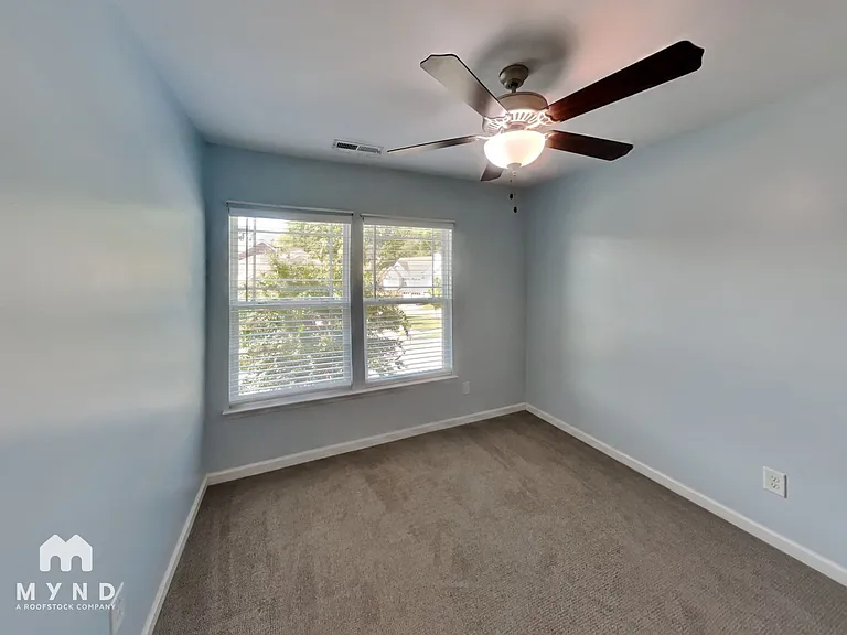 182 Red Admiral Ct — Photo 24
