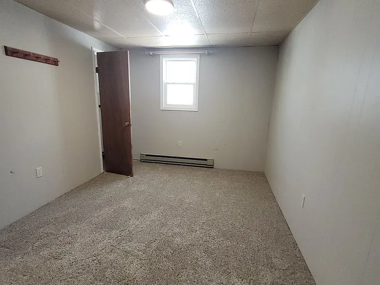 23 Cloister Ave — Photo 8