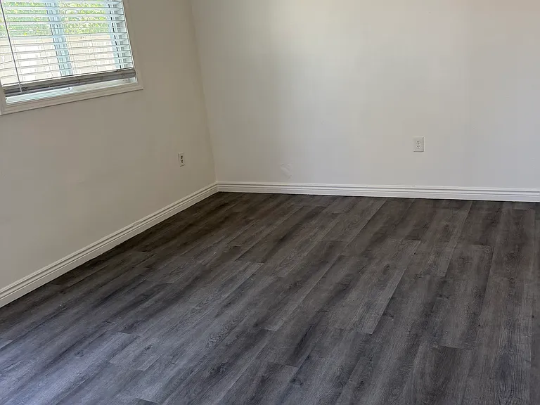 10424 Spade Dr — Photo 4