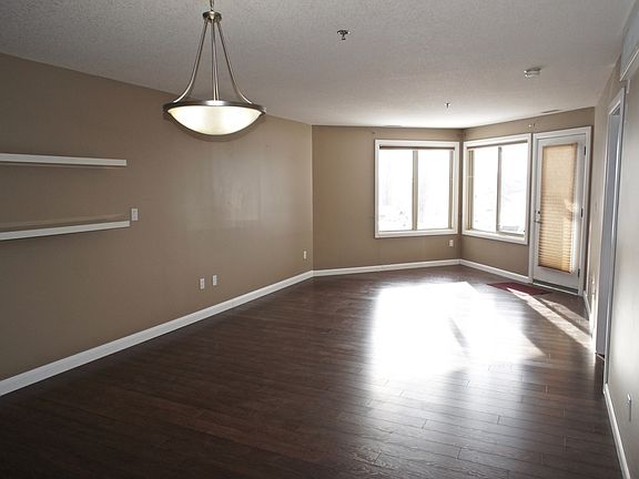 2 130 530 Hooke Rd_03302018