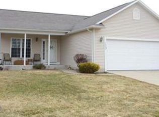 2922 Wild Cherry Rdg W, Mishawaka, IN 46544