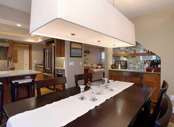Dining Room looking into Kitchen