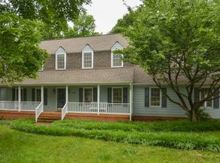 3210 Robious Crossing Dr, Midlothian, VA 23113