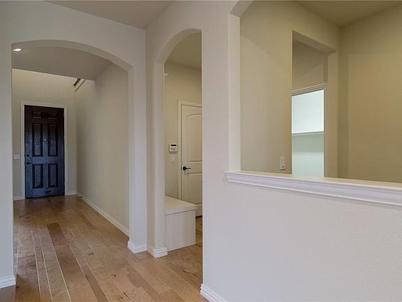 3rd image of 5316 Leyton Dr