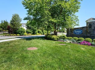 716 Center Meadow Ln UNIT 716, Danbury, CT 06810