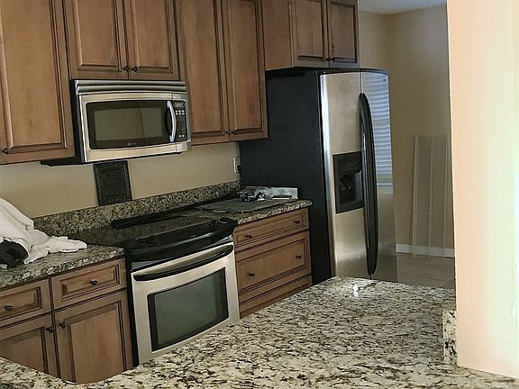 5th image of 4748 Coquina Key Dr SE