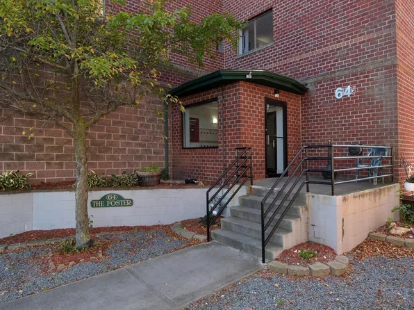 64 Foster St APT 301, Peabody, MA 01960