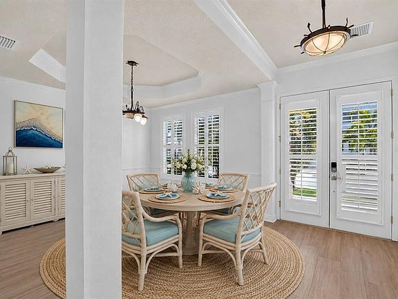 3rd image of 616 MIRABAY BOULEVARD