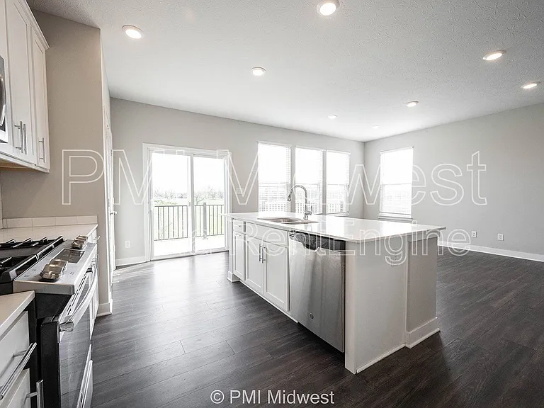 7278 Zanesville Rd — Photo 27