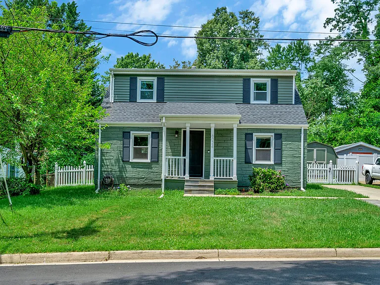6024 Rixey Dr — Photo 8