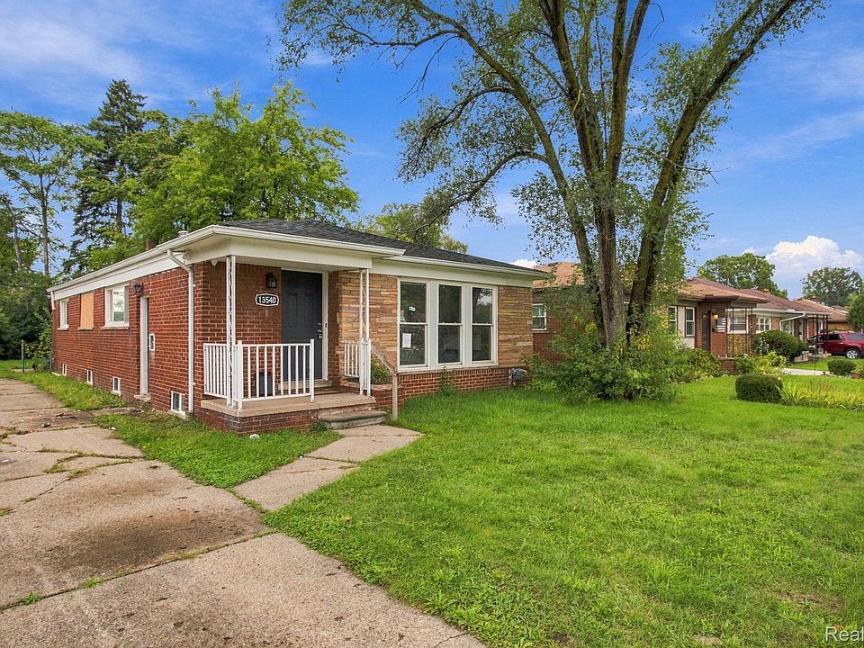 13540 Dartmouth St, photo 3
