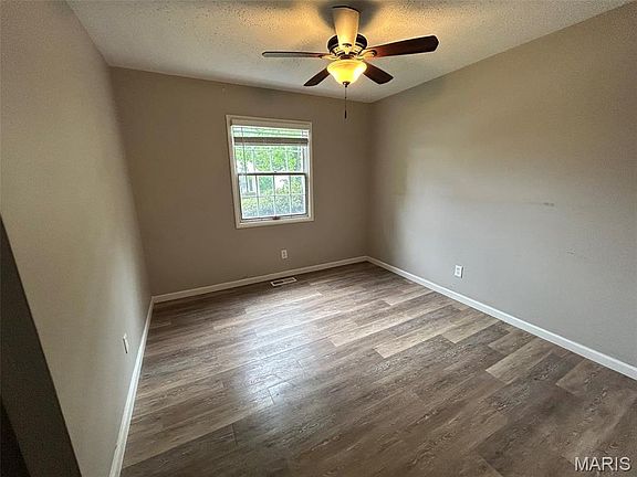5th image of 12834 Fox Haven Dr