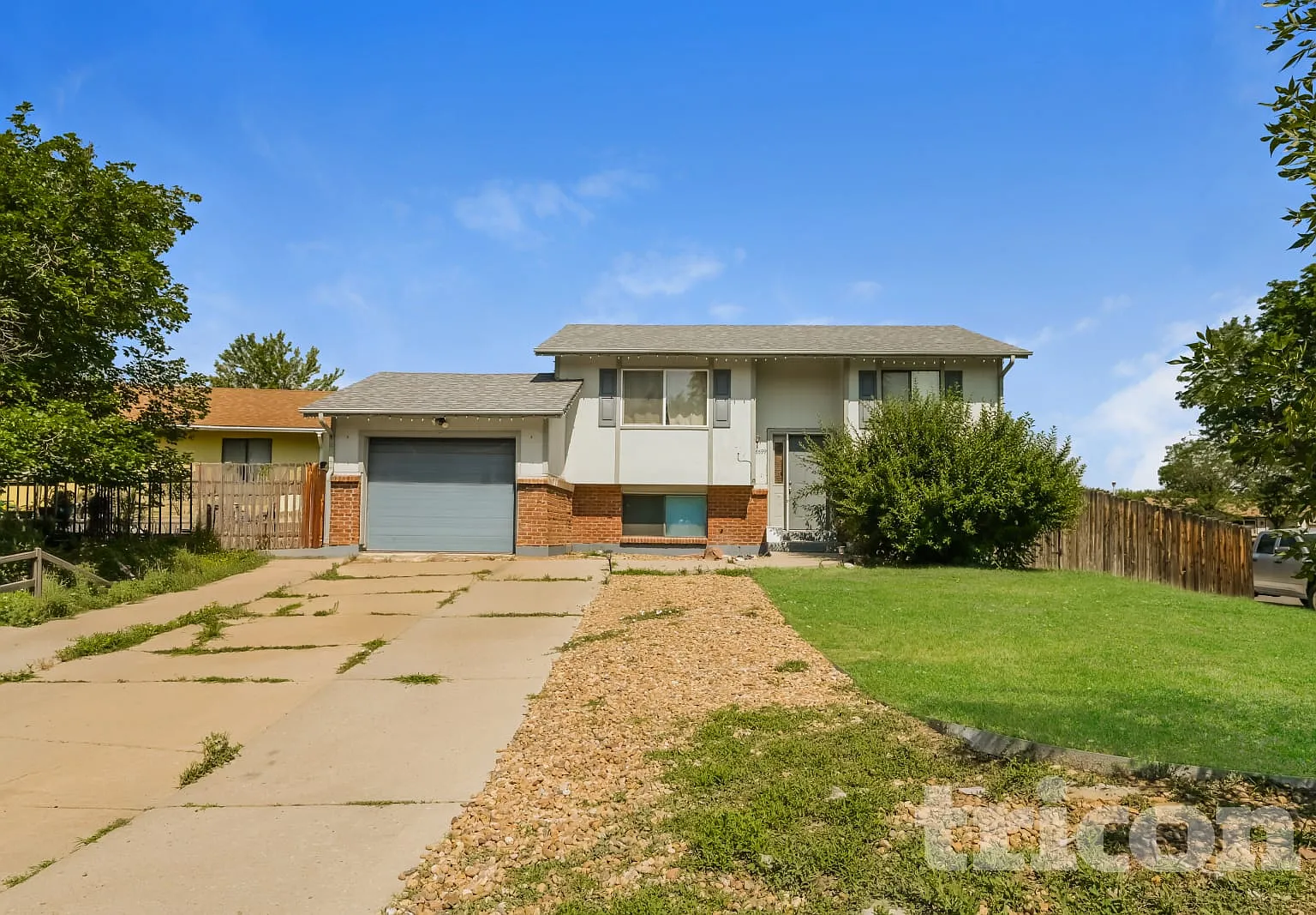 8599 Dover Ct Arvada CO — Photo 1