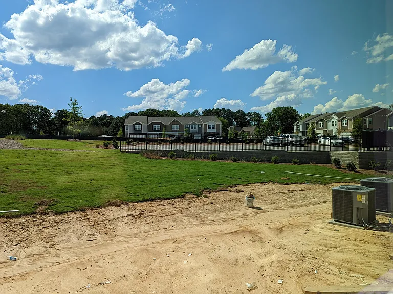 904 Field Ivy Dr — Photo 12